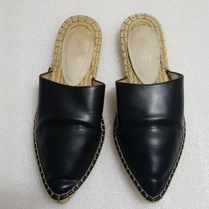 🎈RAYE🎈 women's espedrille  pointed toes size 7.5
